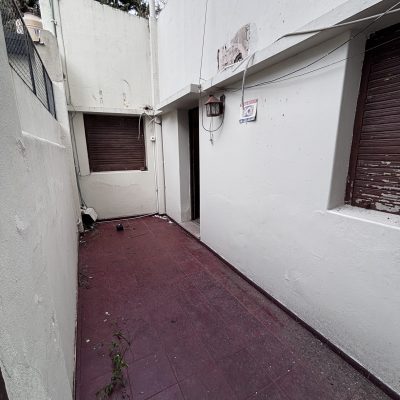 1 Patio acceso antes