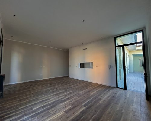 Living comedor del flip de 43, proyecto de Fliprop