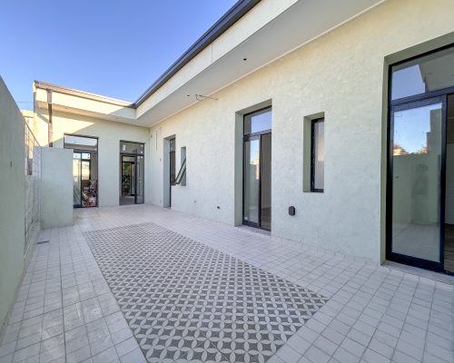 Patio del flip de 43, proyecto de Fliprop